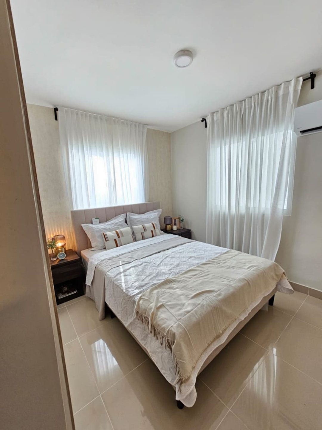 Proyecto en Santo Domingo Norte (Cabecera), Jacobo Majluta