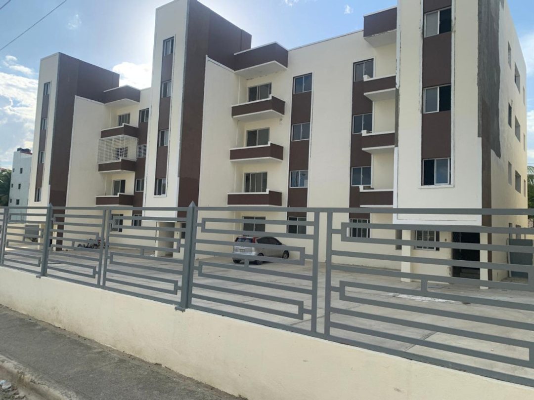 Proyecto en Santo Domingo Norte (Cabecera), Guaricano Central