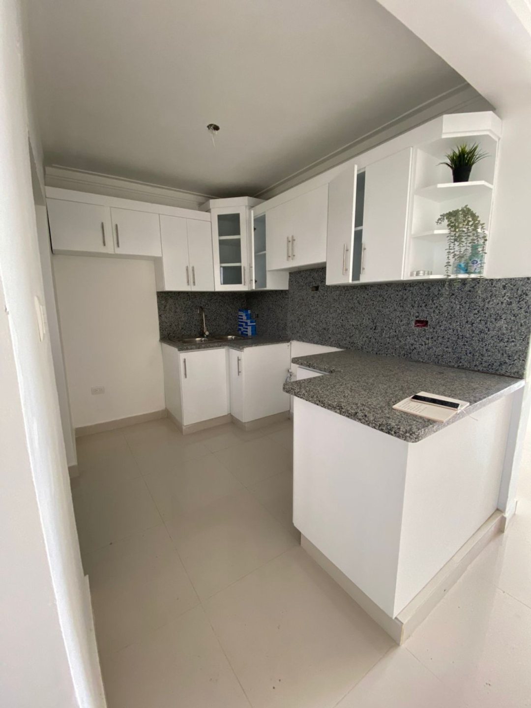 Project en Santo Domingo Norte (Cabecera), Guaricano Central