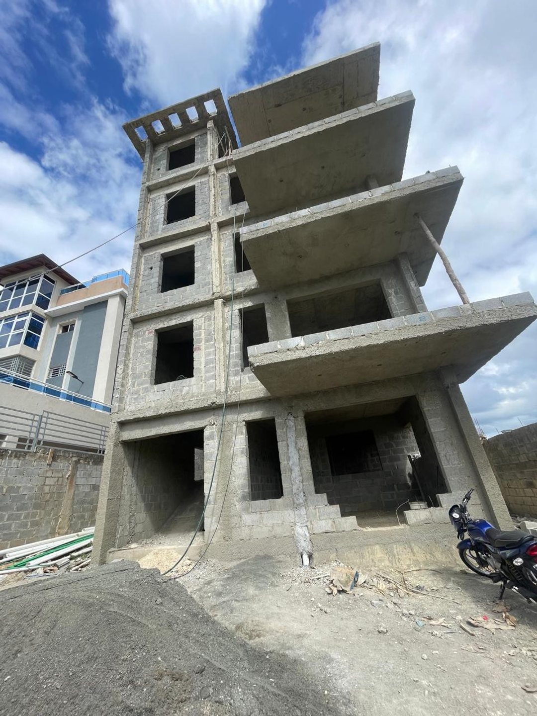 Proyecto en Santo Domingo Este (Cabecera), Prado Oriental