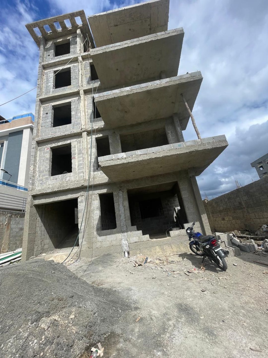 Proyecto en Santo Domingo Este (Cabecera), Prado Oriental
