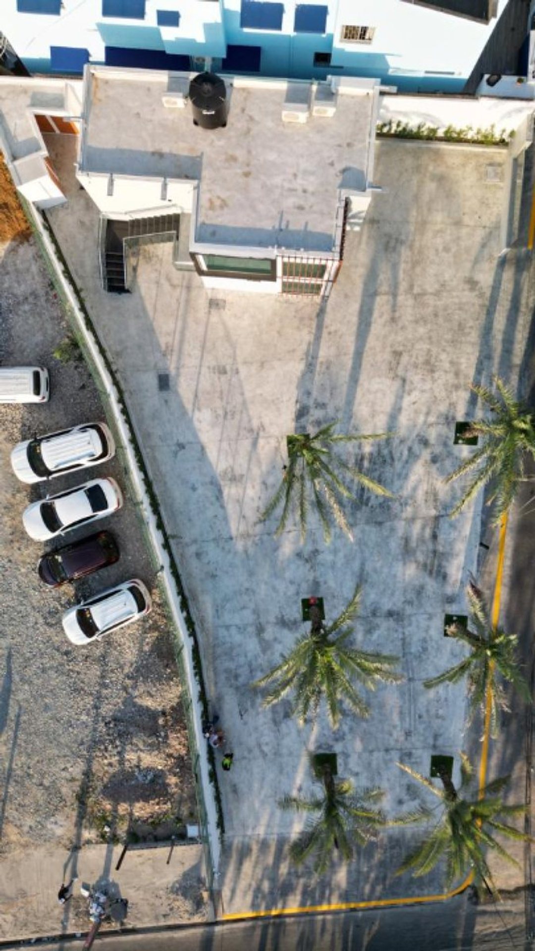 Local comercial (proyecto) en Santo Domingo Oeste (Cabecera), Las Caobas