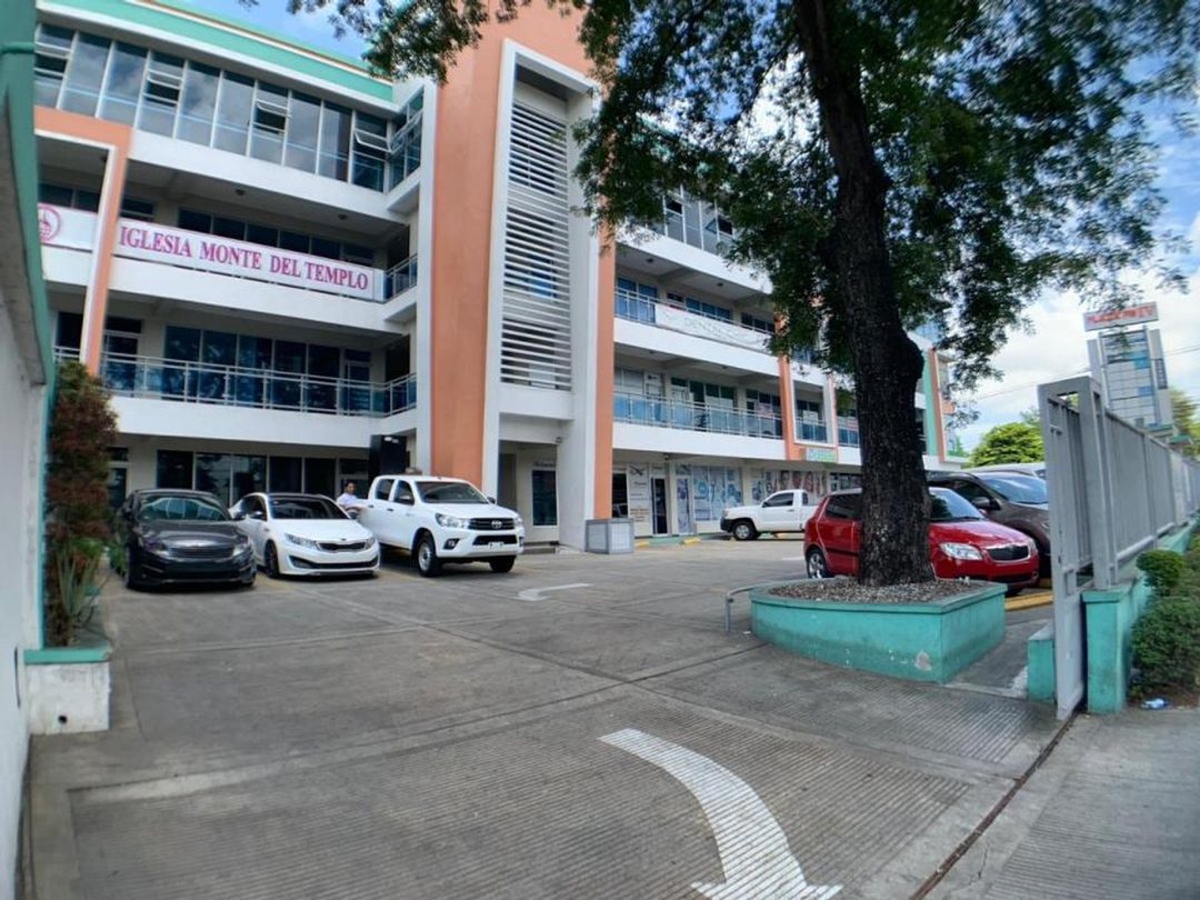 Local comercial (proyecto) en Santo Domingo De Guzman, Altos De Arroyo Hondo Ii