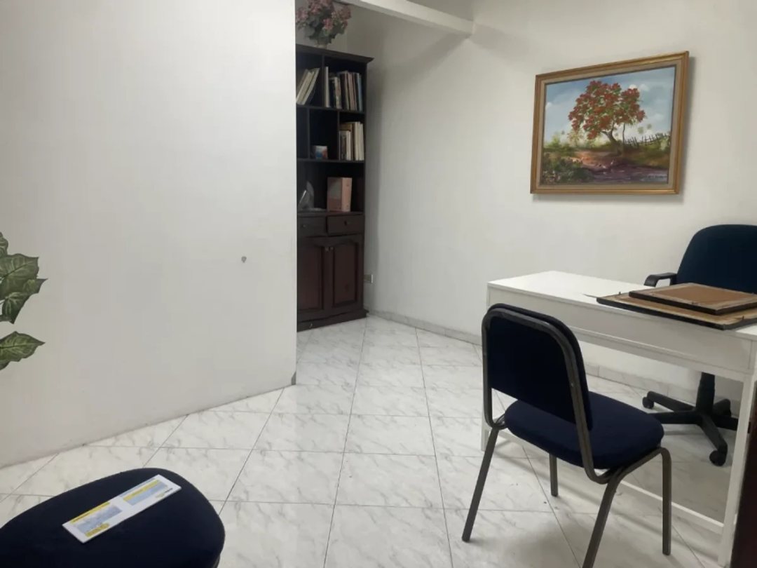 Local de oficina en Santo Domingo De Guzman, Gazcue