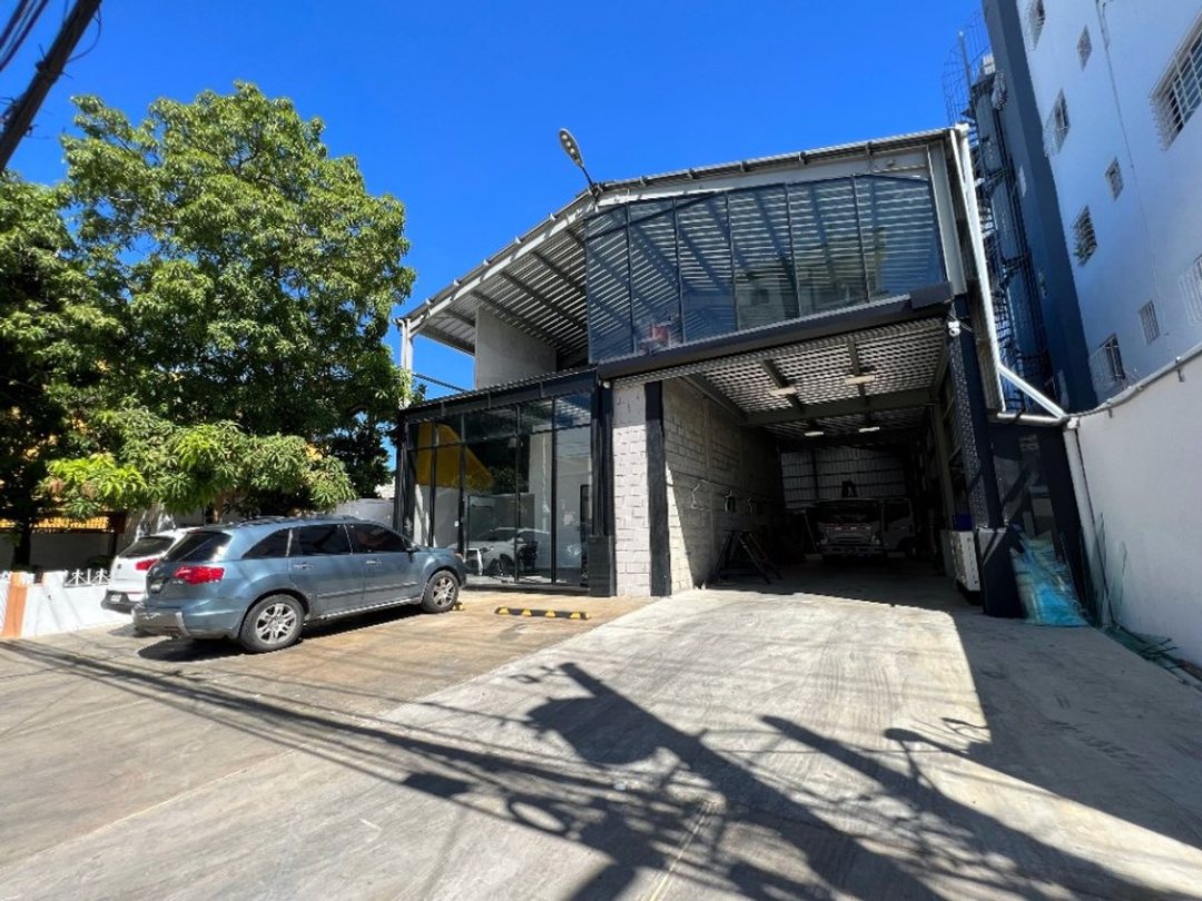 Local comercial (proyecto) en Santo Domingo Este (Cabecera), Ensanche Ozama